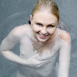 Lily Rader in 'Passion HD' Pussy in the Rain (Thumbnail 18)